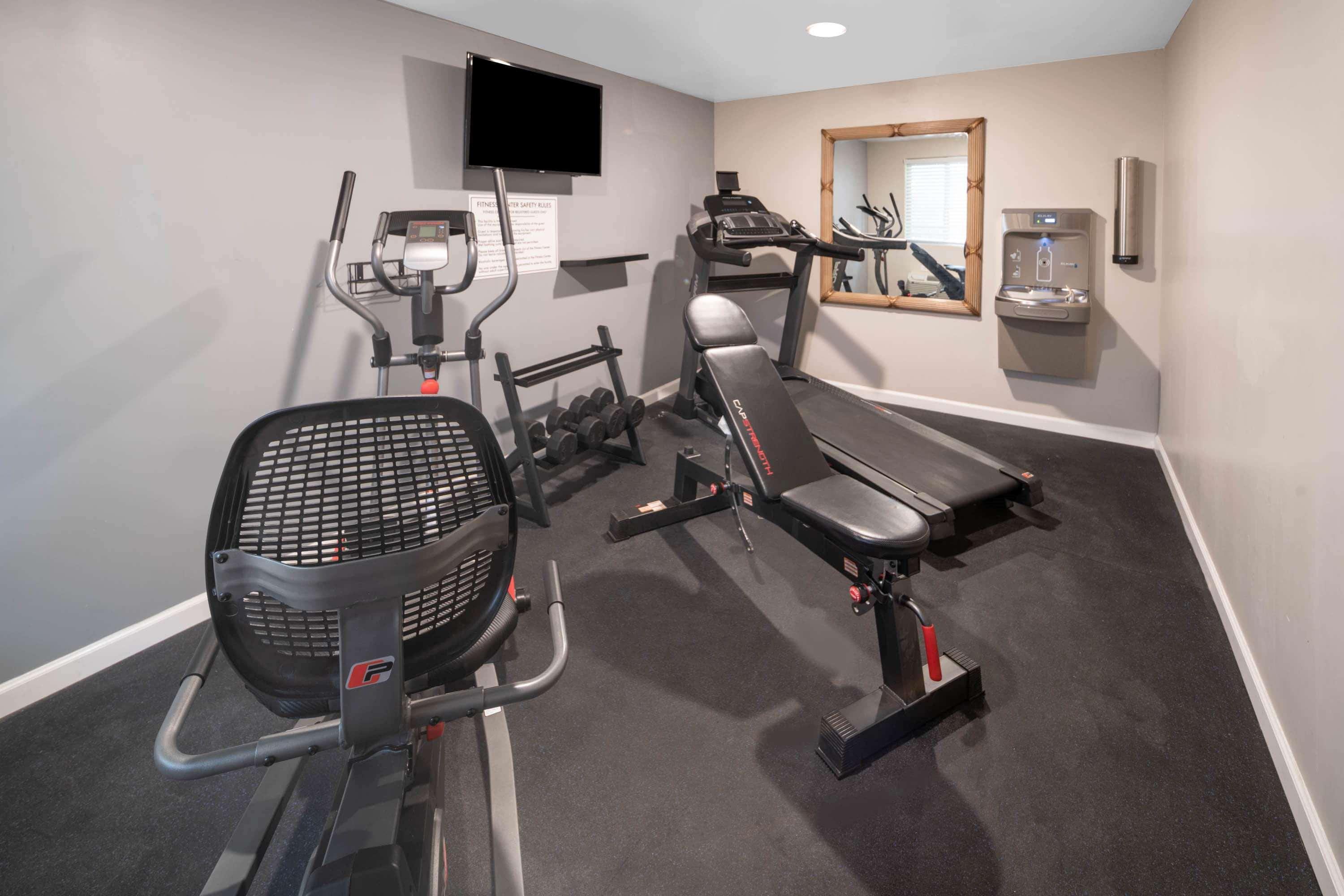 Days Inn By Wyndham Galt - Elk Grove South Bagian luar foto